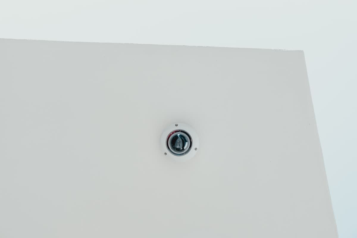 Câmera de Segurança Wi-Fi Full HD Interna